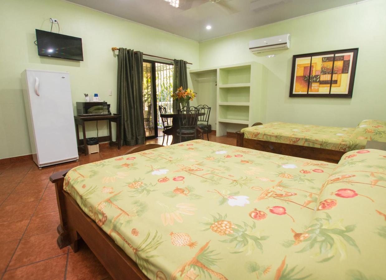 Oceanfront Hotel Verde Mar Direct Access To The Beach Мануел Антонио Екстериор снимка